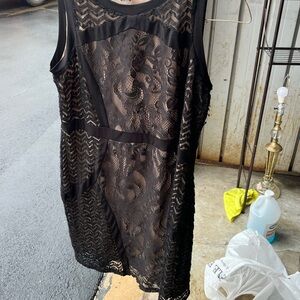 Black Lace Sleeveless Dress